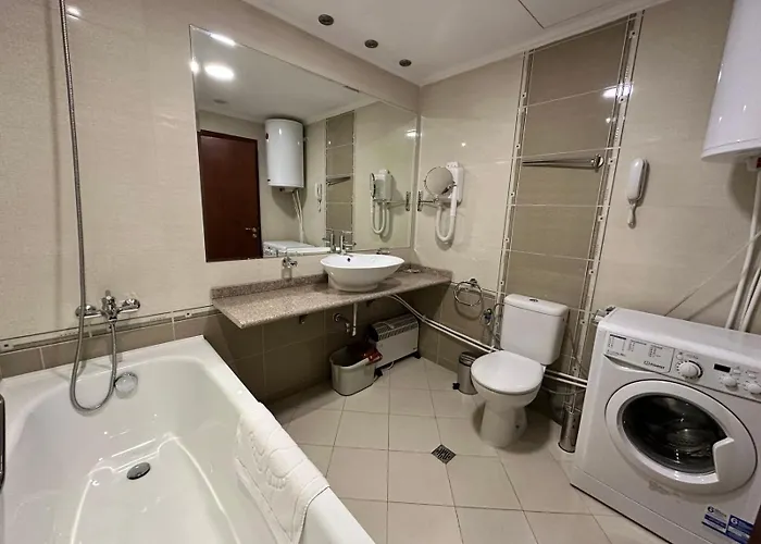 Downtown Luxury Private Apartment