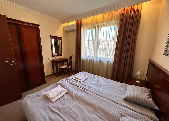 Downtown Luxury Private