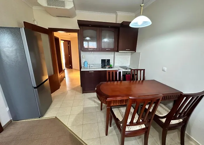 Downtown Luxury Private Apartment