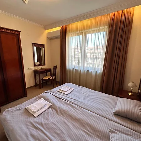 Downtown Luxury Private